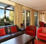Villa Executive 2br Cypress Resort Condo located within Cypress Lakes Resort nothing is more central - Australia Accommodation