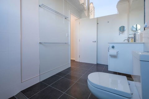 Arthouse Freycinet - Australia Accommodation 4