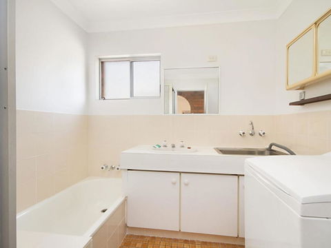 Allamanda Court Unit 6 Handy To Tweed Heads Hospital - Australia Accommodation 4