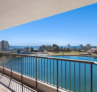 Seascape Unit 1402 Great location  amazing water views - Australia Accommodation