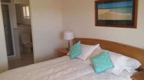 Alexander Drive B & B - Australia Accommodation 3