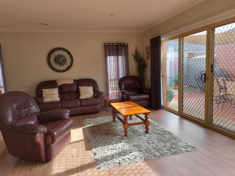Annesley Central - Australia Accommodation 4