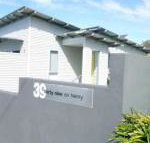 Stylish Holiday Unit - Australia Accommodation