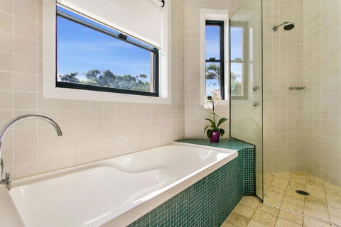 A SWEET ESCAPE Above Byron - Australia Accommodation 4