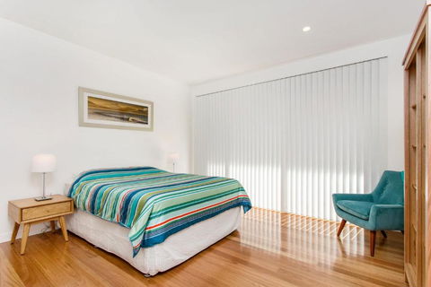 A SWEET ESCAPE Beachfront Tranquility - Australia Accommodation 3
