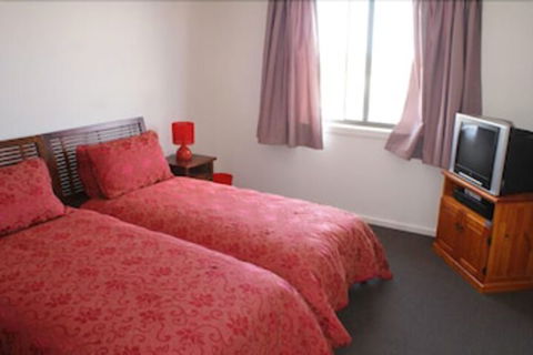 Oysta La Vista - Australia Accommodation 5