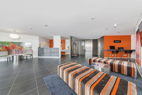 Abode Tuggeranong - Australia Accommodation 1