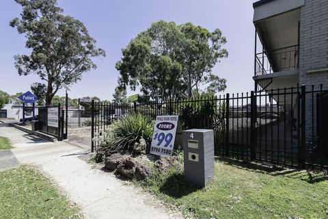 The Prince Mark Motor Inn - Australia Accommodation 4