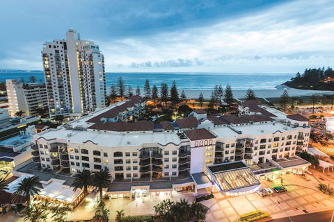 Oaks Gold Coast Calypso Plaza Suites - Australia Accommodation 0
