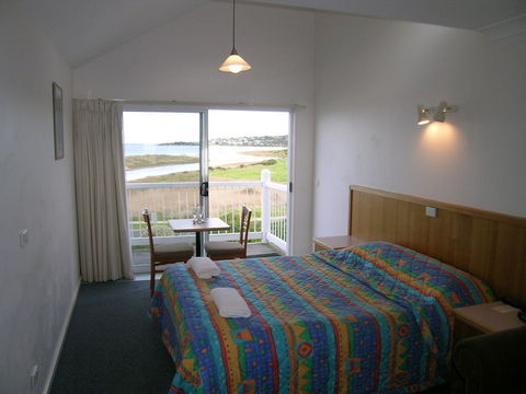 A Great Ocean View Motel - Australia Accommodation 6