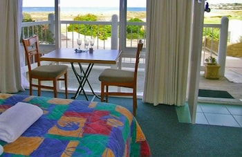 A Great Ocean View Motel - Australia Accommodation 3