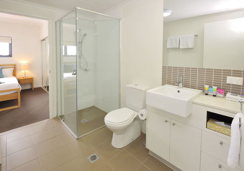 Apartments G60 Gladstone - Australia Accommodation 4