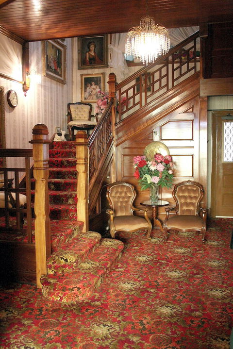 Motel Mayfair On Cavell - Australia Accommodation 3