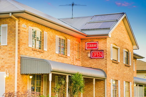 Coopers Colonial Motel - Australia Accommodation 1