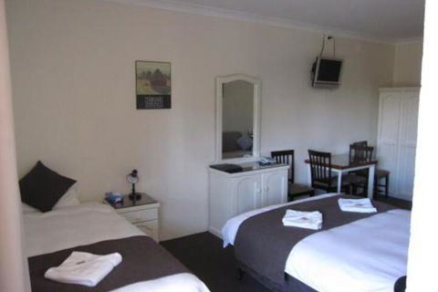 Aussie Settler Motel - Australia Accommodation 2
