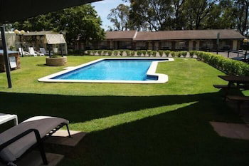 Rutherford NSW Australia Accommodation