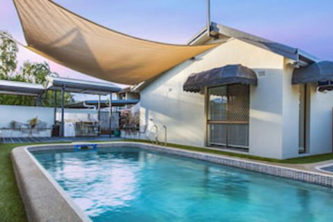Townsville Holiday Apartments - Australia Accommodation 0