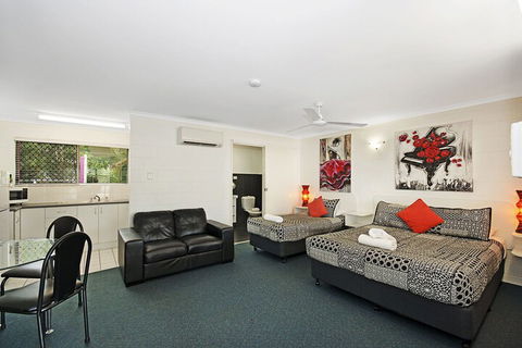 Townsville Holiday Apartments - Australia Accommodation 3