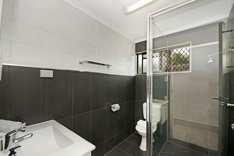 Townsville Holiday Apartments - Australia Accommodation 5