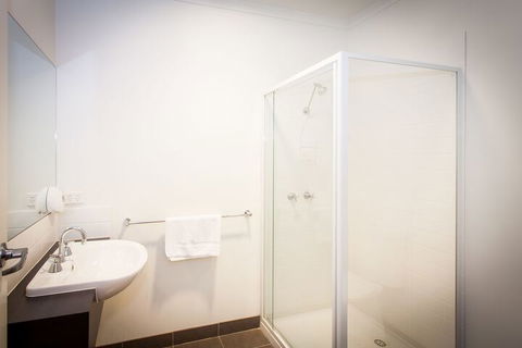 The Island Accommodation - Hostel - Australia Accommodation 6