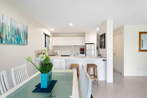 Unit 01 The Noosa Apartments - Australia Accommodation 3