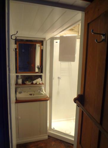 Orfords Sanda House B & B - Australia Accommodation 4