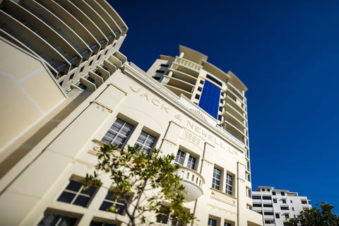 Jack & Newell Holiday Apartments - Australia Accommodation 0