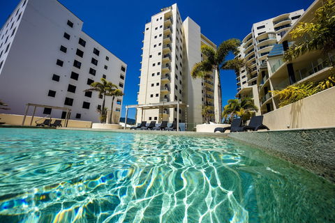 Jack & Newell Holiday Apartments - Australia Accommodation 4