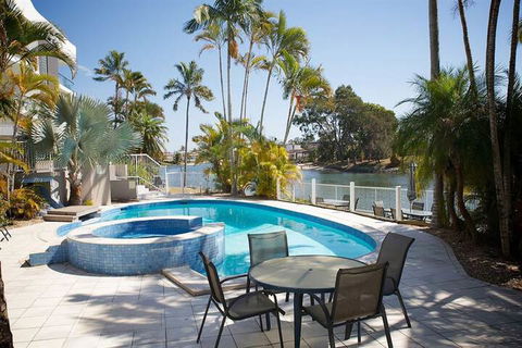 Arc Resort - Australia Accommodation 7