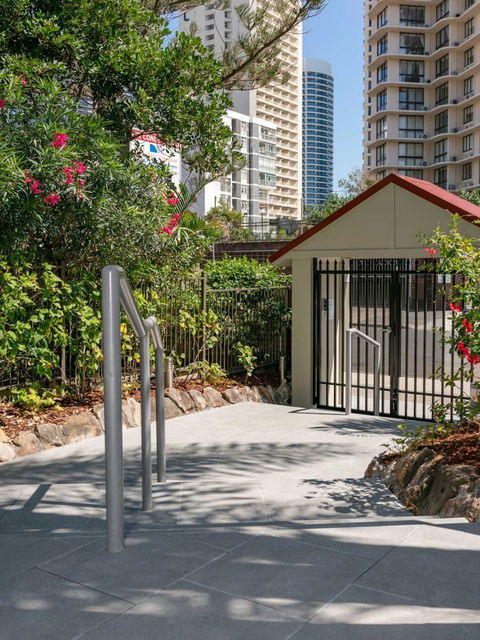Trickett Gardens Holiday Inn - Australia Accommodation 4
