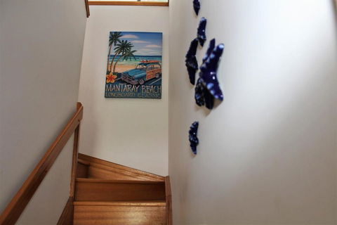 At WAVERIDER 2 - Australia Accommodation 1