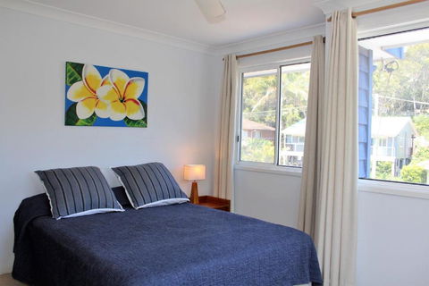At WAVERIDER 2 - Australia Accommodation 3