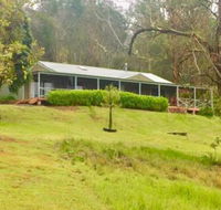 Grand View Holiday Home - Australia Accommodation