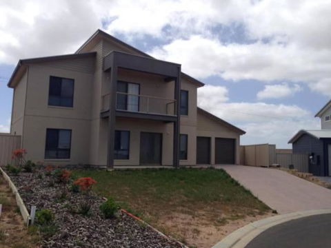 Relax On Par - Australia Accommodation 3
