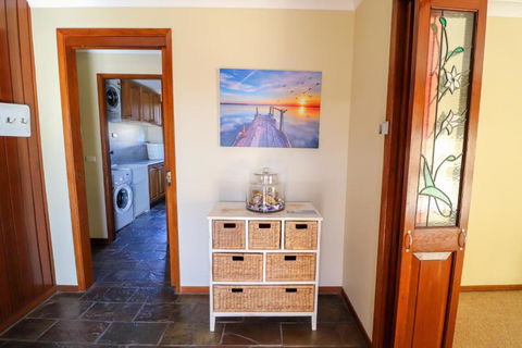 Anglers Abode - Australia Accommodation 4