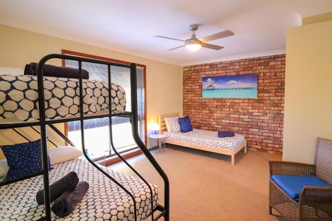 Anglers Abode - Australia Accommodation 7