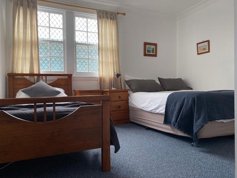 Allamanda House 3 Willow Street - Australia Accommodation 6