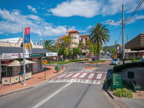 Ocean Panorama 1 Bedroom Oceanview Apt - Australia Accommodation 5