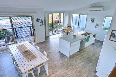 Kalimna Blue Bay NSW - Australia Accommodation 4