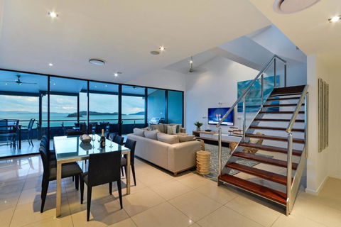 Villa 12 The Edge On Hamilton Island - Australia Accommodation 5