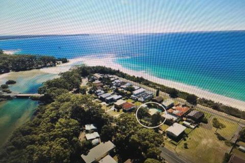Arena Blanca Holiday Home - Australia Accommodation 0