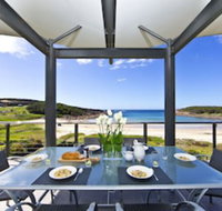 Sails on the Beachfront Exclusive Seaside Home - Australia Accommodation