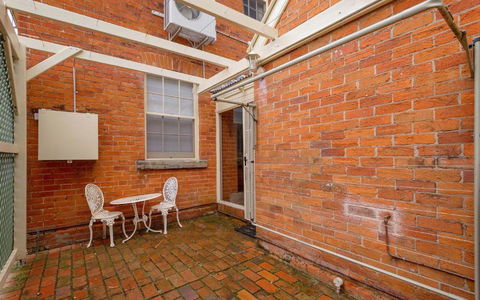 Azile 1875 Heritage Victorian Duplex - Australia Accommodation 1