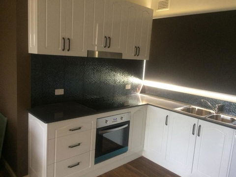 Costa Park Cottage Ena Armidale - Australia Accommodation 4