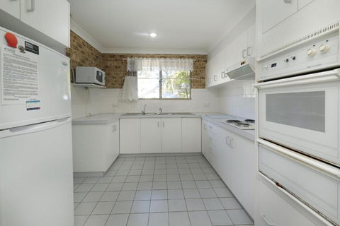 ACACIA WEEKLY ONLY - Australia Accommodation 3