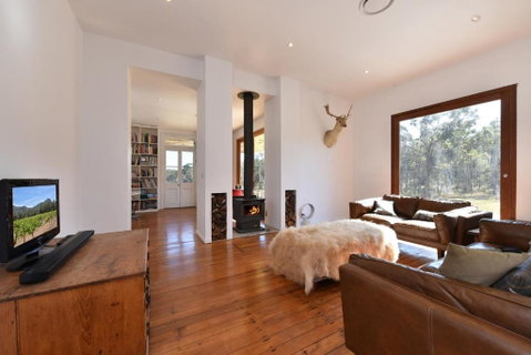 The Parsons Vineyard Retreat Get Amongst The Vineyards In A Historic Home - Australia Accommodation 5