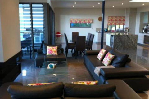 Azul Del Mar - Australia Accommodation 2