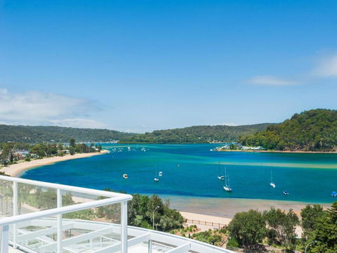 Penthouse 707 4 Bedroom Oceanview Penthouse - Australia Accommodation 5