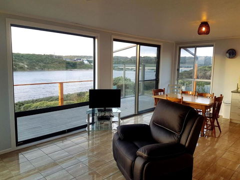 Ocean View Cottage - Australia Accommodation 6