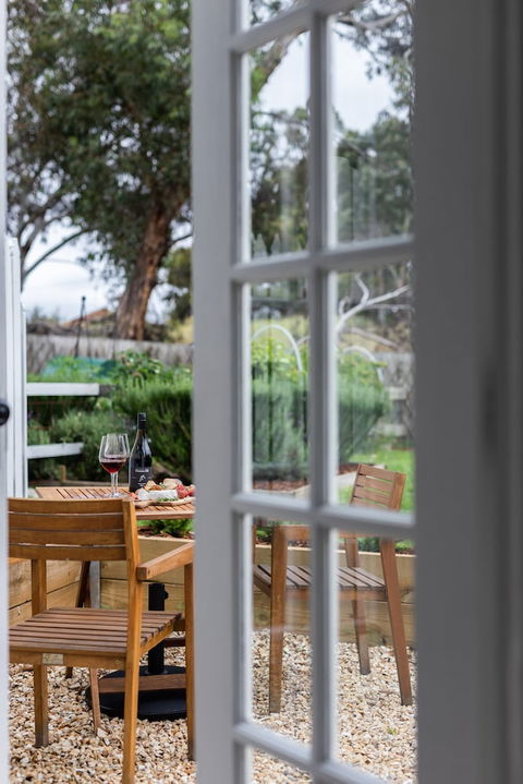 A Cottage In Richmond - Australia Accommodation 6